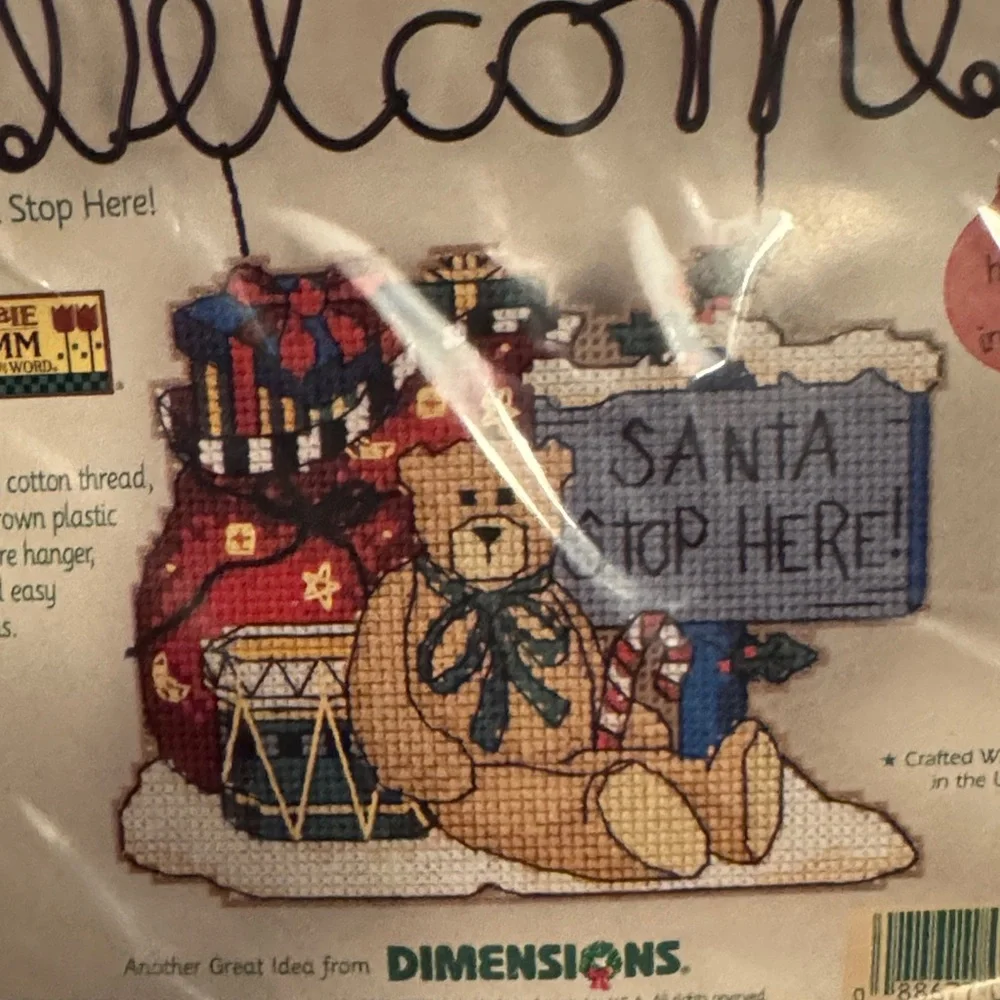 Debbie Mumm Dimensions Vintage Santa Stop Here Cross Stitch Kit 8632